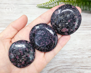 Garnet Palm Stone