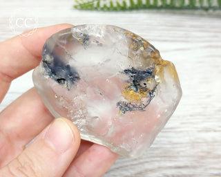 Hematite in Quartz Lens #1