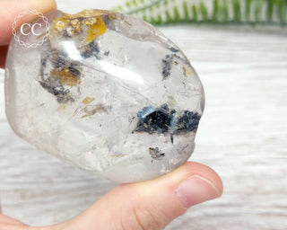 Hematite in Quartz Lens #1