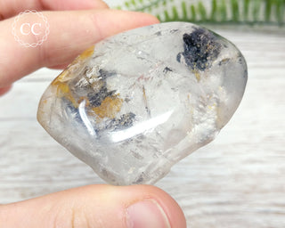 Hematite in Quartz Lens #1