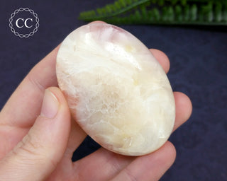 Peach Stilbite Palmstone #4