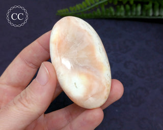 Peach Stilbite Palmstone #8