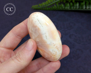 Peach Stilbite Palmstone #8