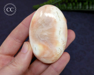 Peach Stilbite Palmstone #8