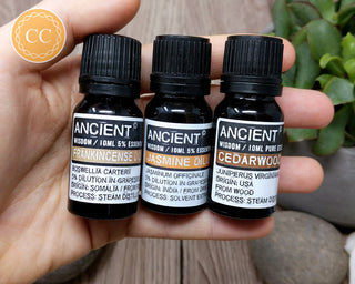 Essential Oils for the Crown Chakra - Jasmine, Frankincense & Cedarwood