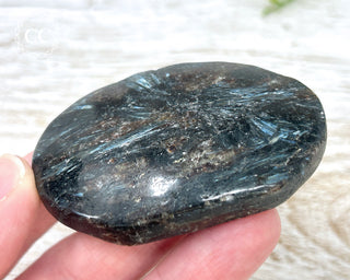 Arfvedsonite Chunky Palm Stone #1