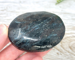 Arfvedsonite Chunky Palm Stone #2