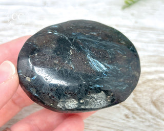 Arfvedsonite Chunky Palm Stone #2