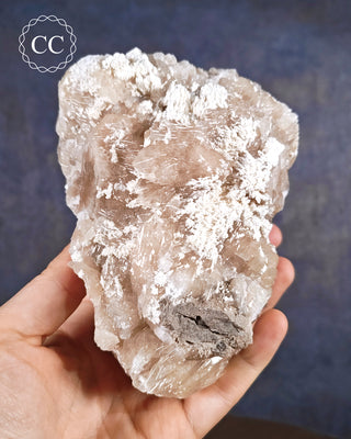 Crystalline bladed Barytes from the Linwood Mine, Buffalo, Iowa