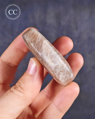 Blue Moonstone | Peristerite Palm Stone #3