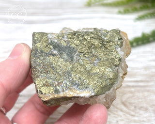 Chalcopyrite on Quartz - UK #2