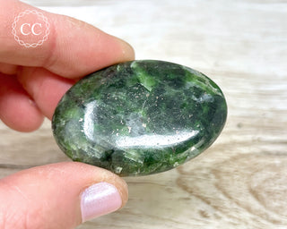 Chrome Diopside Palm Stone #5