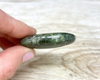 Chrome Diopside Palm Stone #5