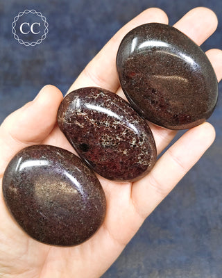 Garnet Chunky Palm Stone