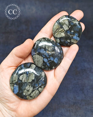 Llanite - Que Sera Palm Stones in hand