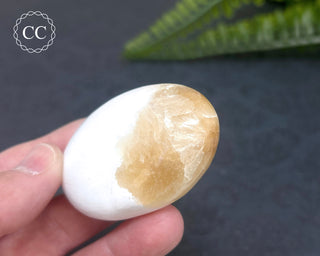 Scolecite & Stilbite Palm Stone #11