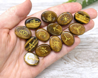 Tigers Eye Rune Set