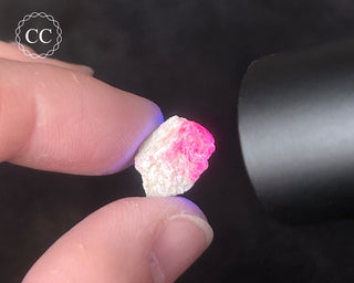Tugtupite #8