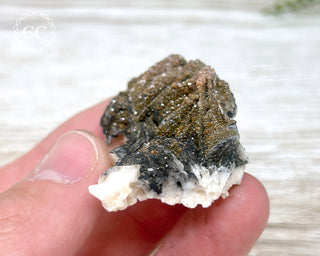 Vanadinite on Black Baryte #4