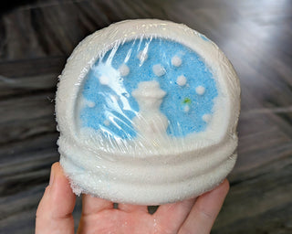 Large Snowglobe Handmade Bath Bomb
